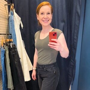 Meet your Posher, Amanda